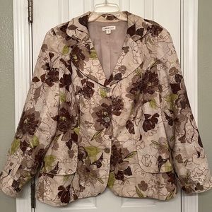 Women’s plus size dress jacket in Browns